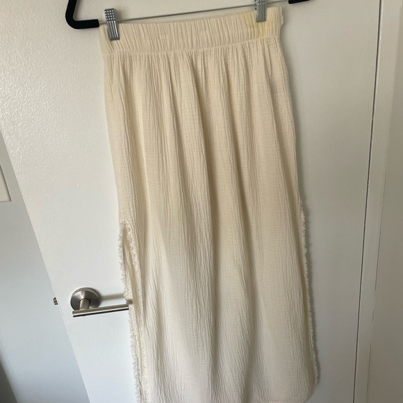 Crinkle Slit Skirt - Picture 8 of 9